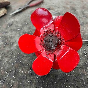 Betty metal flower stake for yard Free shipping Garden stake metal flower Betty flower art Outdoor plant marker Planter marker image 4