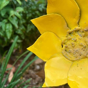 dandelion metal flower stake - Free shipping - patio flower stake - yellow rustic flower marker - sturdy metal flower - planter stake