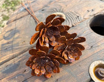 Rustic Rusty Zinnia Flowers - Handmade Metal Bloom Set of 4