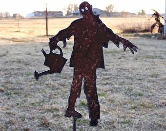 Zombie garden stake - Metal zombie art - Zombie gardener yard maker - Undead yard stake - Metal yard garden planter stake - Rusted zombie