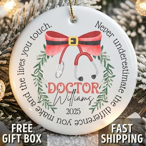 Custom Doctor Christmas Ornament Personalized Dr Thank You Gift, Medical Doctor Appreciation Holiday Keepsake 2025, Family Doctor Xmas Gifts