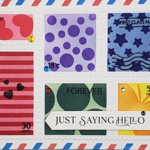 Tarjeta estilo sello postal "Just Saying Hello" hecha a mano.