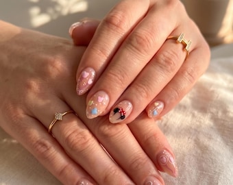 Disney Minnie Press On Nails, Cute Heart Nails with Cartoon Design, Kawaii Pastel Nails, Magical Disney Inspired Nail, Short Almond Nail Art