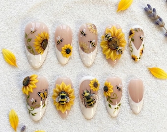 Sunflower Bee Press On Nails, 3D Floral Nails, Cute Summer Garden Nails, Hand Painted Bee Nails, Nature Inspired Almond Nails