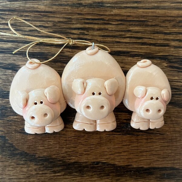 Personalized Pig Family of 3 Christmas Ornament/pig/family ornament/farm/ pig