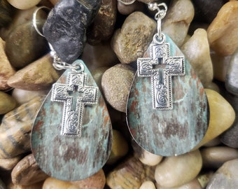 Pendientes de cruz con estampado rústico de madera turquesa