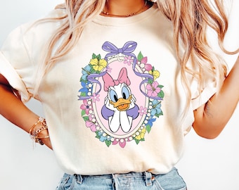 Daisy Duck Sweatshirt, Vintage Daisy Duck Sweatshirt, Matching Family Disney Shirts, Disney Shirt, Disneyland Shirt, Retro Funny Sweater