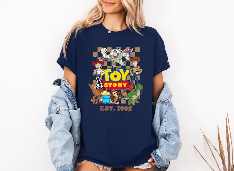 Toy Story Est. Sweat-shirt 1995, sweat-shirt personnages Toy Story, sweat-shirt ami Disney, sweat-shirt Disney Toy Story, amis de Toy Story image 3