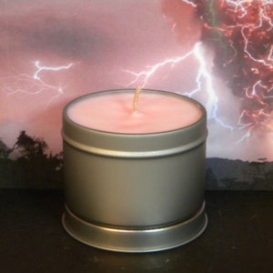 WICKED OMEN Sandalwood Scented Soy Candles. Sandalwood Musk Amber & Patchouli Candles, Homemade Sandalwood Candles