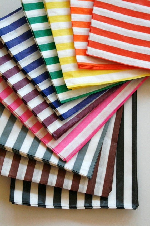 Free U.S. Shipping - Traditional Sweet Shop Candy Stripe Paper Bags - Weddings Parties Gifting - 5 x 7 Choose Your Color