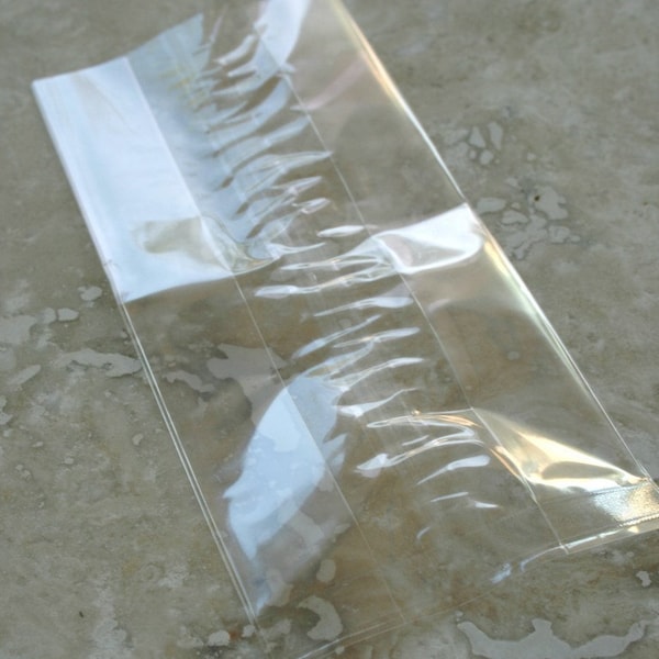 QTY 25 Small Ultra Clear Pinch Bottom Gusseted Bags - FDA Approved for Food Contact - 3 x 2 x 6 1/2 Inches