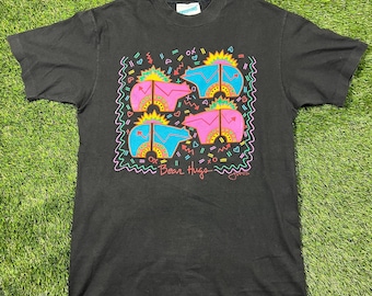 Vintage Bear Hugs XO Colorful Art Heart Love 1989 Single Stitch T-Shirt Hanes Beefy 80’s Black Size Medium