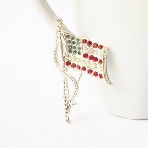 Vintage American Flag Brooch, USA Flag Pin