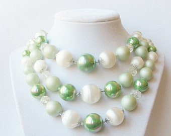 Vintage Green Necklace, Vintage 1950