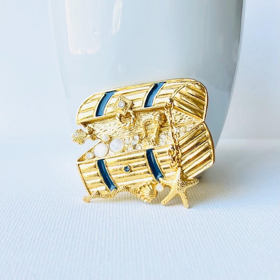 Vintage Treasure Chest Brooch
