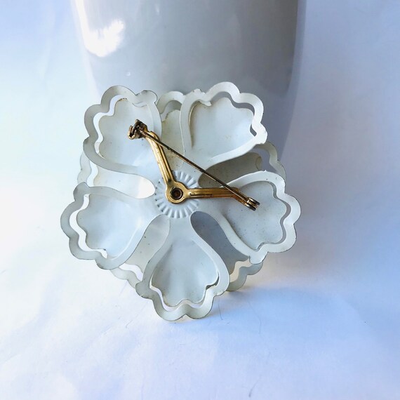 Vintage White Flower Brooch, 1960 Flower Power Pin - image 2
