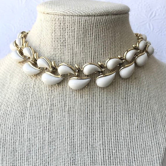 Vintage White Leaf Coro Necklace