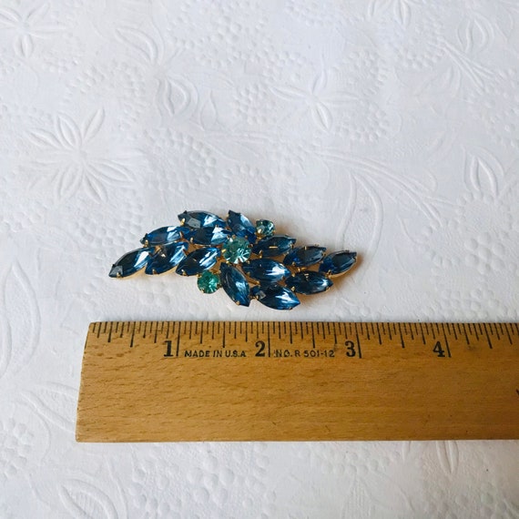 Vintage Blue Rhinestone Brooch - image 7