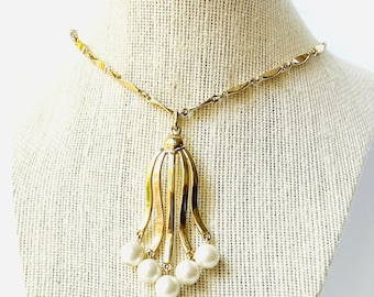 Vintage Pearl Pendant Necklace by Sarah COVENTRY