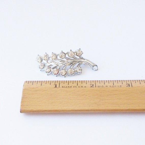 Vintage Clear Rhinestone Brooch - image 2