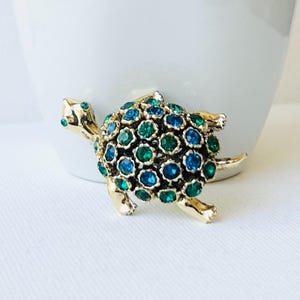 Vintage Turtle Brooch, Turtle Pin - TF