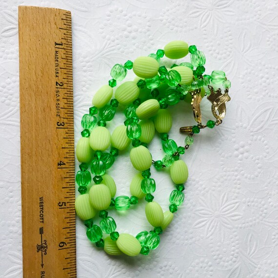 Vintage Green Necklace, Vintage 1950 - image 2