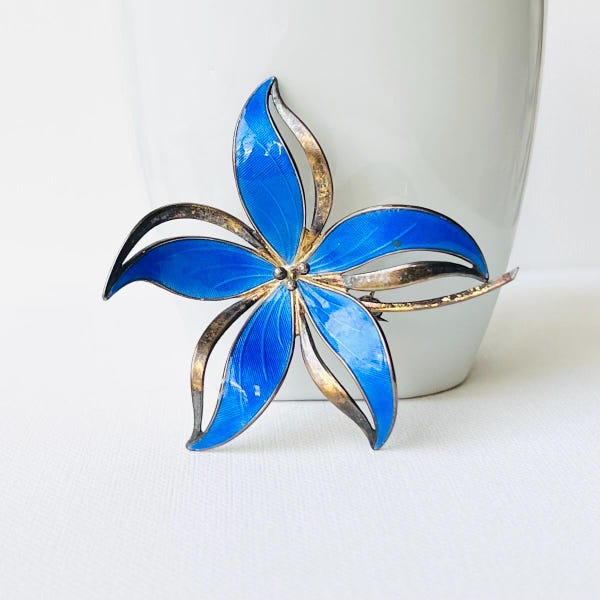 Vintage Hroar Prydz Norway Sterling Silver Flower Brooch