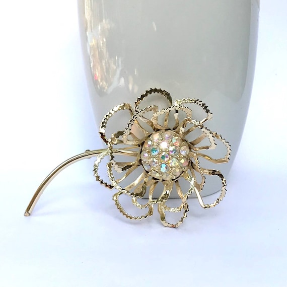 Vintage Rhinestone Flower Brooch - image 1