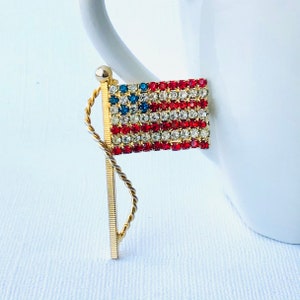 Vintage American Flag Brooch, USA Flag Pin