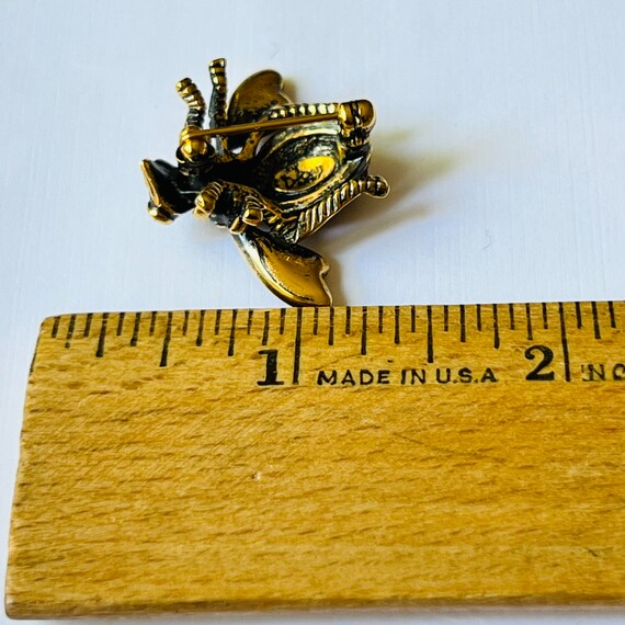 Vintage Joan Rivers Bee Brooch - image 2