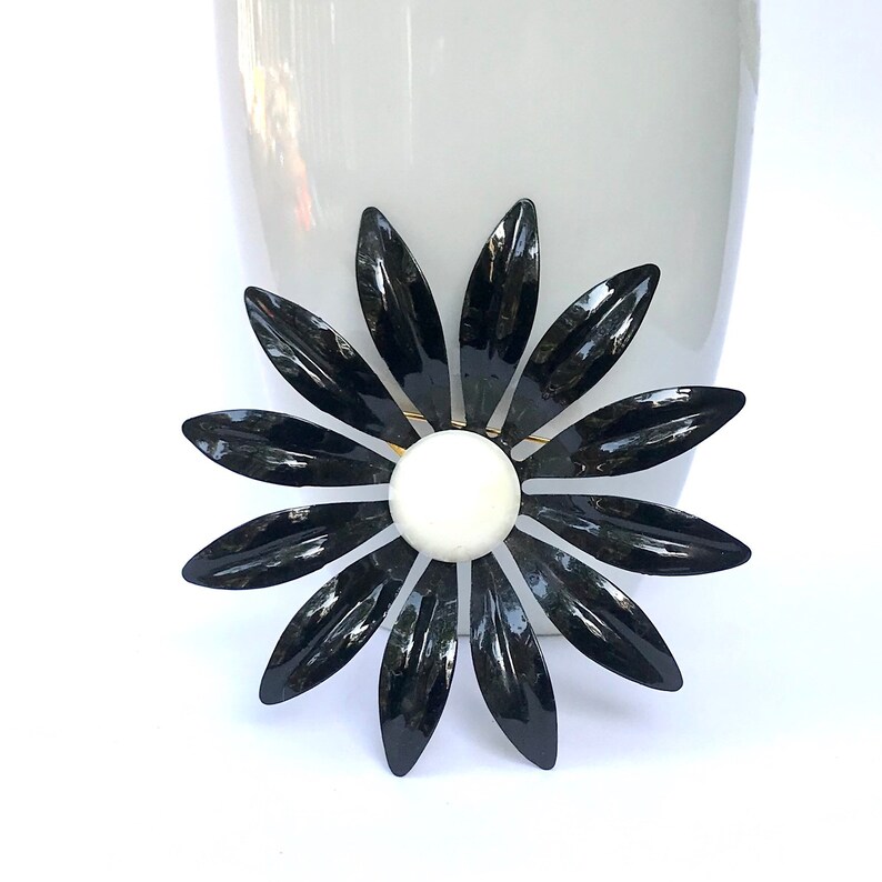 Vintage Black and White Flower Brooch 1960 Flower Power Pin