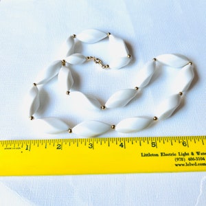 Vintage Trifari Necklace, White Vintage 24 inch necklace image 2