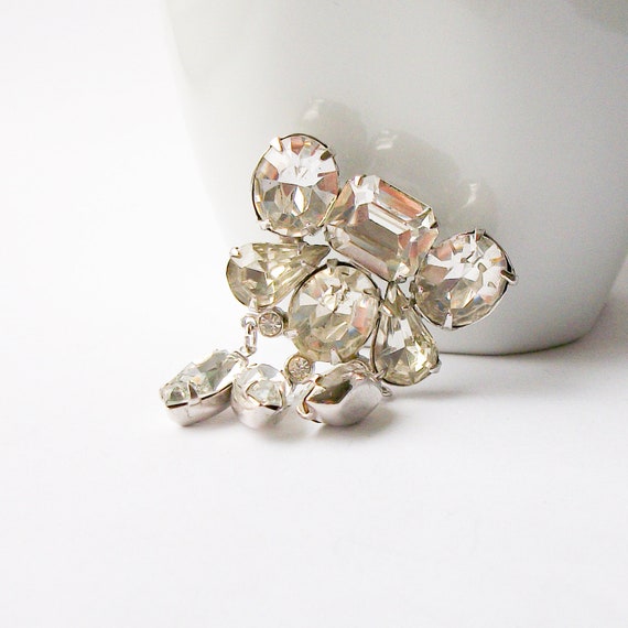 Vintage Clear Rhinestone Brooch by CORO - image 1