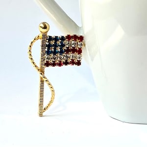 Vintage American Flag Brooch, USA Flaf Pin