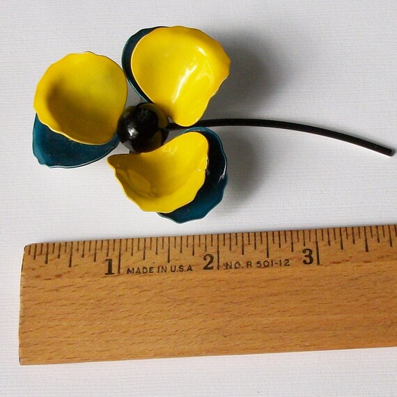 Vintage Blue Yellow Flower Brooch, 1960 Flower Je… - image 2