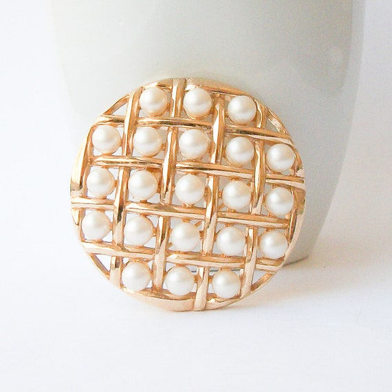 Vintage Trifari Pearl Brooch, Vintage Trifari