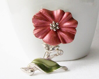 Vintage Flower Brooch