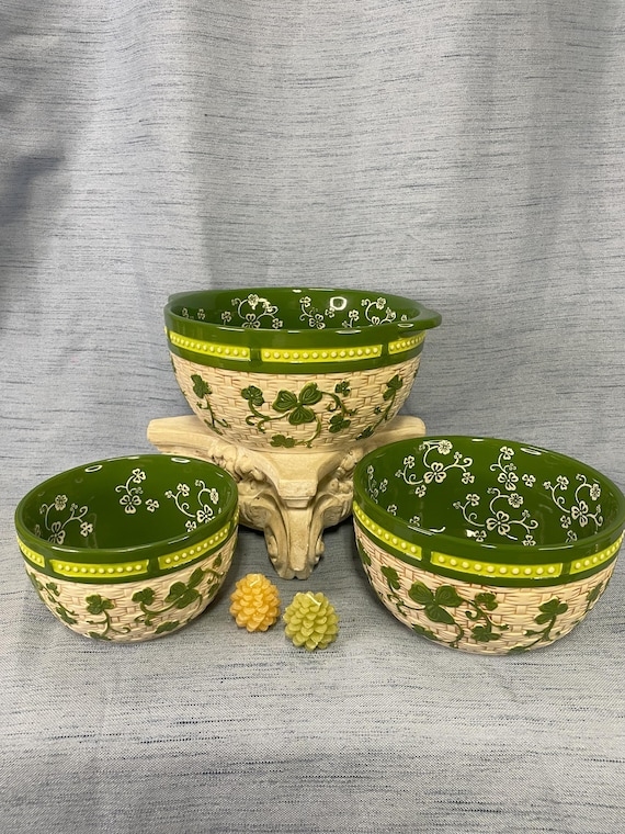 Temptations by Tara RARE Shamrock 3 Pc Floral Lace Basket Weave Mixing Bowl Set
