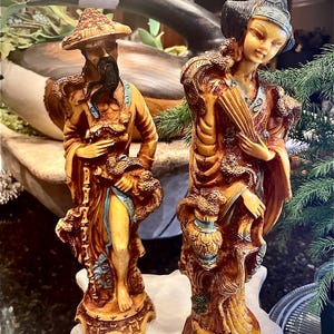 Vintage Italian Chinoiserie Japanese Depiction of Warrior & Geisha Hand painted