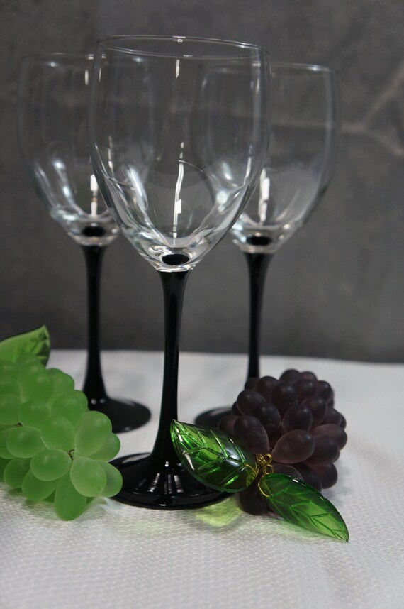 Vintage MCM Wine Glass Set, Wine Glasses with Glossy Black Stem & Clear Bowl, Made in France, Set of 3, Luminarc Domino 8”