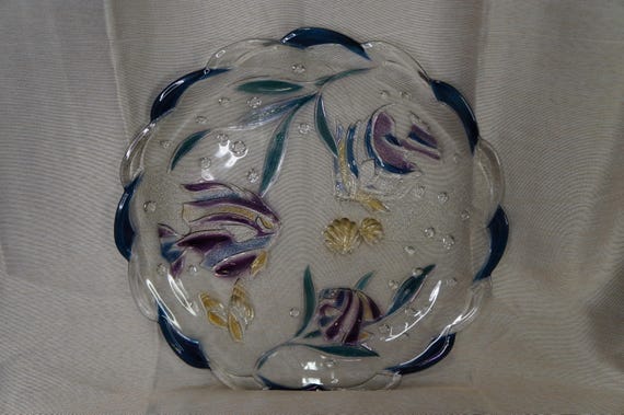 Mikasa Key Largo pressed glass plate with embossed fish and seaweed ocean scene scalloped clear display plate beach house coastal deco