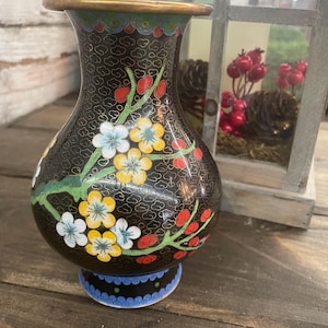 Vintage Chinese cloisonné bronzen emaille vaas met bloemendecoratie 6 x 3