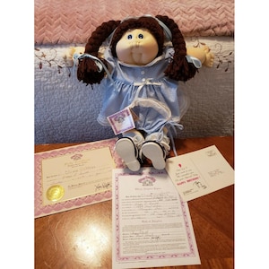 Cabbage Patch Xavier Roberts Sculpture Doll OLIVIA VICTORIA Little People Vtg