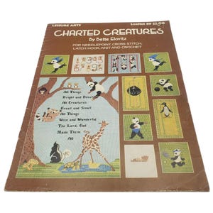 Charted Creatures Leisure Arts 1976 Needlepoint Cross Stitch Latch Hook Knit