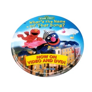 Sesame Street Pin Whats The Name Of That Song Pinback Vintage Grover Elmo Promo
