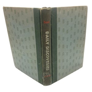 Daily Discoveries Hardcover Book Robbie Trent 1st Edition 1955 Vintage
