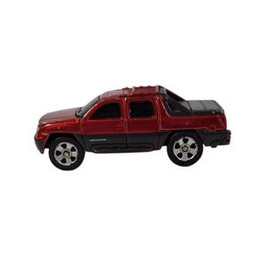 Maisto 2002 Chevrolet Chevy Avalanche Loose Diecast Truck 1:64