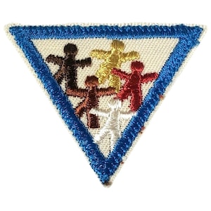 Girl Scout Brownie People Of The World Badge Patch Retired Vintage