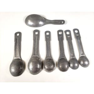 Aluminum Measuring Spoons Nesting on Ring US STD 1950s Farmhouse Vintage