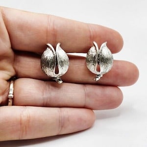 Vintage Lisner Silver Tone Tulip Earrings Mid Century Screw Back MCM Flower